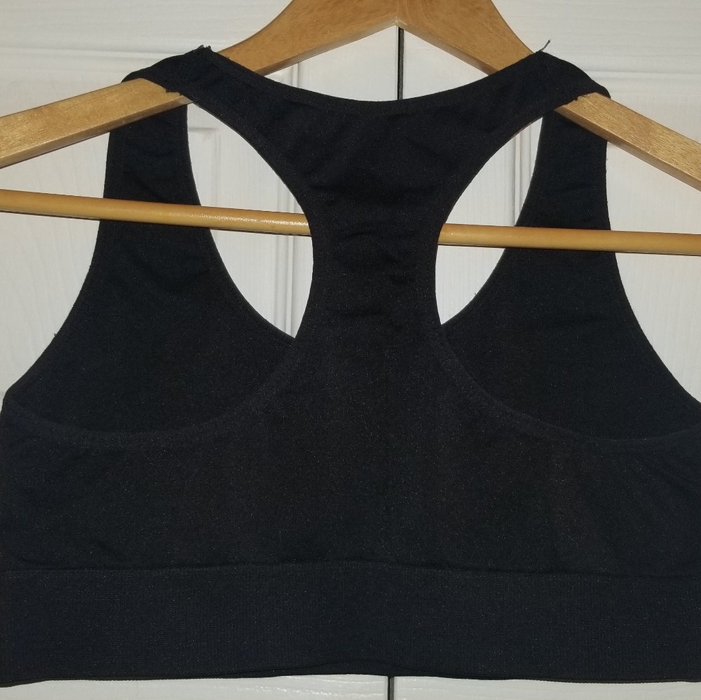 Athletic Bra Set - Picture 2 of 4